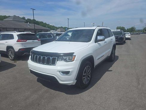 Used 2021 Jeep Grand Cherokee Limited AWD/4WD image 2