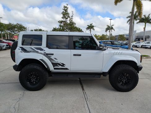 Certified 2025 Ford Bronco Raptor w/ Interior Carbon Fiber Pack AWD/4WD image 3