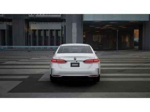 New 2026 BMW 530i xDrive AWD/4WD image 5