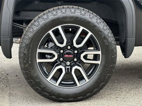 New 2026 GMC Sierra 1500 AT4 w/ AT4 Premium Package image 30