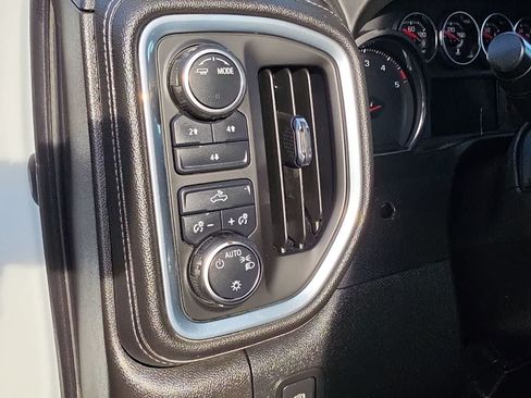 Used 2023 Chevrolet Silverado 2500 LT AWD/4WD image 21