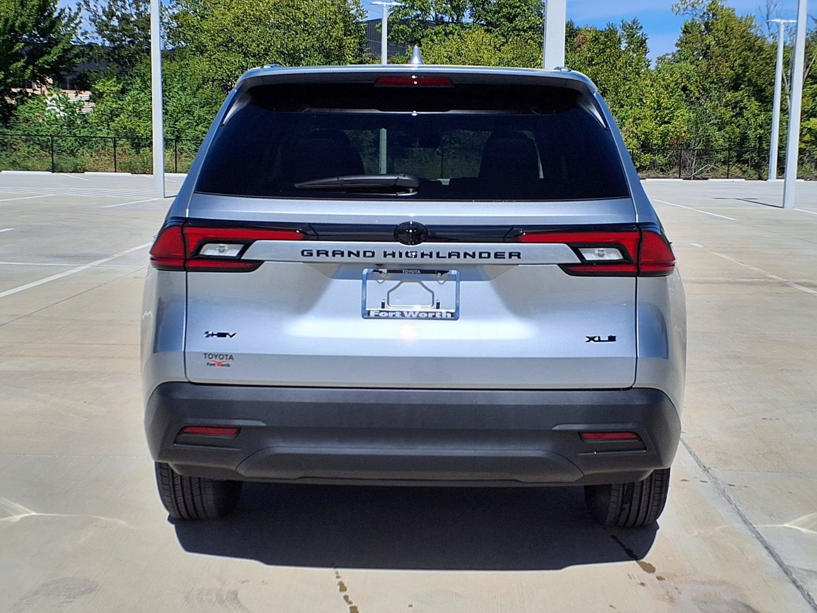 New 2026 Toyota Grand Highlander XLE FWD image 8