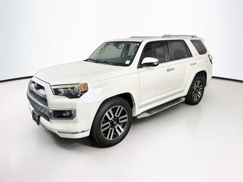 Used 2014 Toyota 4Runner Limited RWD image 3