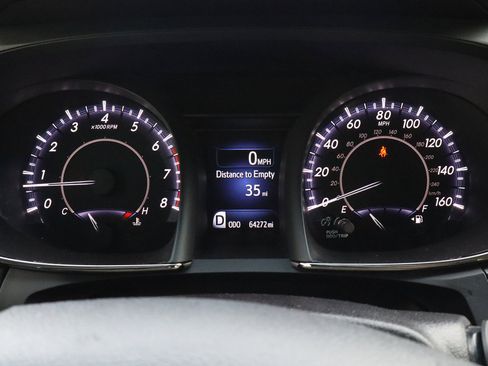 Used 2016 Toyota Avalon XLE Premium image 34