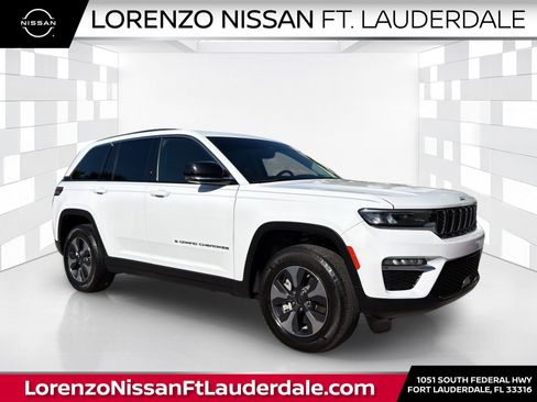 Used 2023 Jeep Grand Cherokee 4WD 4xe image 1