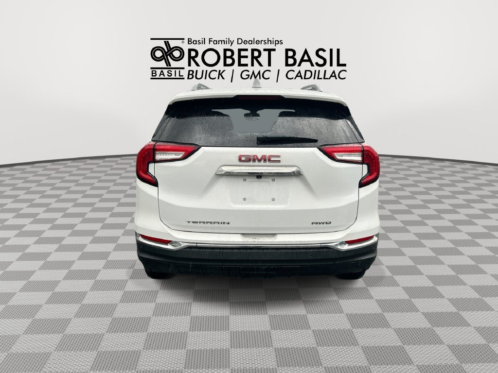Used 2022 GMC Terrain SLT w/ Tech Package AWD/4WD image 7