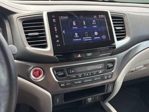Used 2017 Honda Pilot EX-L image 9