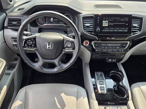 Used 2021 Honda Pilot Touring image 25