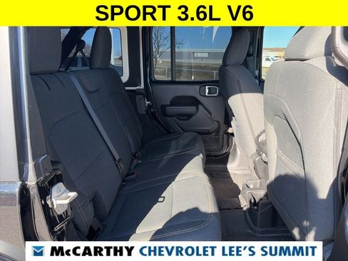 Used 2024 Jeep Wrangler Sport S image 29