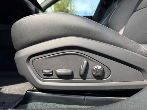 Certified 2023 Porsche Taycan 4 Cross Turismo image 27