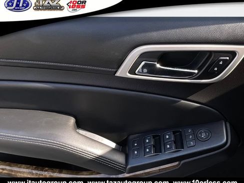 Used 2015 GMC Yukon XL Denali w/ Open Road Package RWD image 13