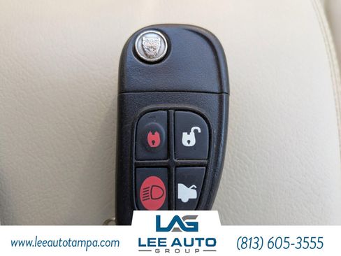 Used 2005 Jaguar XJ8 image 28