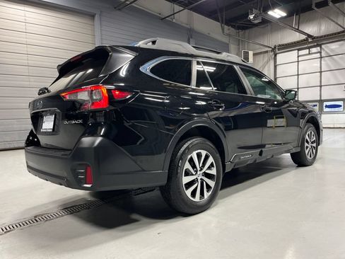 Used 2020 Subaru Outback Premium w/ Popular Package #1 AWD/4WD image 7