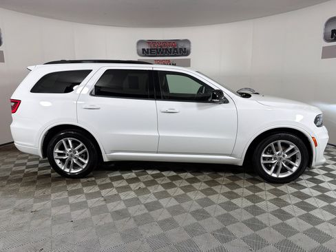 Used 2024 Dodge Durango GT RWD image 4