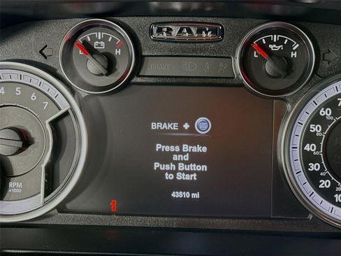 Used 2018 RAM 1500 Sport w/ Hydro Blue Sport Package image 6