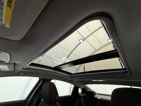 Used 2022 Chevrolet Malibu LT image 37