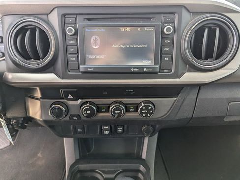 Used 2019 Toyota Tacoma SR5 image 18