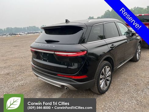 Used 2022 Lincoln Corsair Reserve w/ Equipment Group 201A AWD/4WD image 25