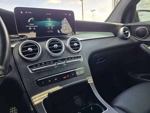 Certified 2022 Mercedes-Benz GLC 300 4MATIC Coupe image 27