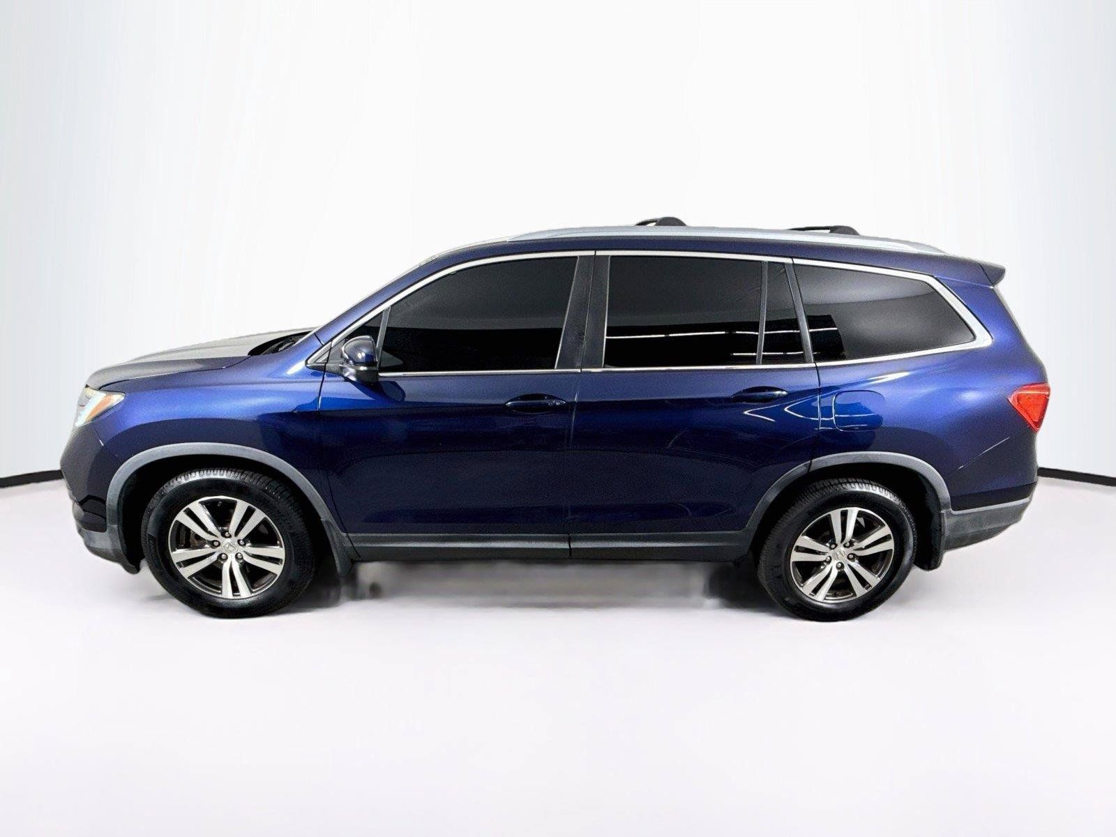 Used 2016 Honda Pilot EX-L image 2