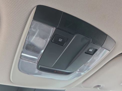 Used 2023 Kia Sorento LX FWD image 15