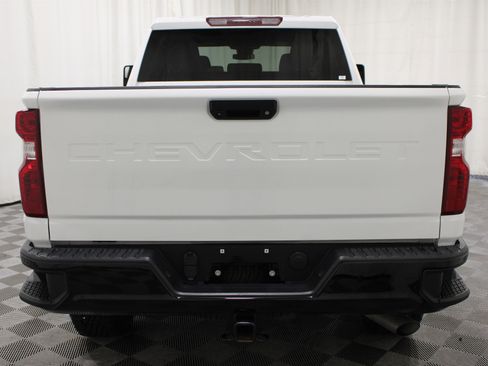 Used 2024 Chevrolet Silverado 2500 Custom RWD image 28