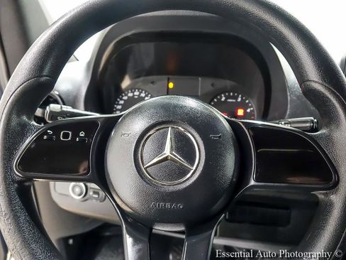 Used 2019 Mercedes-Benz Sprinter 144 image 13