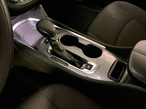 Used 2024 Chevrolet Malibu LT image 17