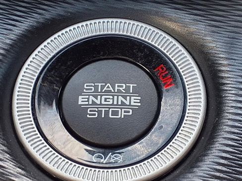 Used 2024 Jeep Grand Cherokee L Altitude image 24