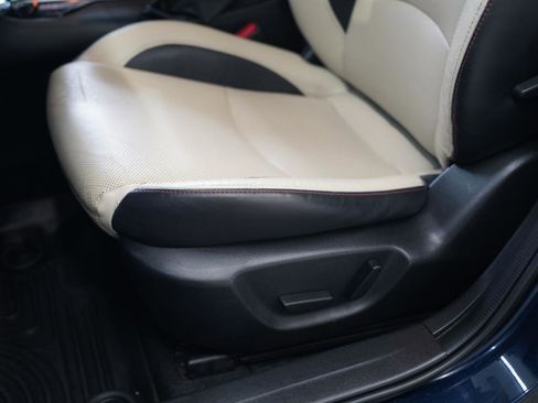 Used 2016 MAZDA MAZDA3 s Grand Touring w/ Technology Package FWD image 26