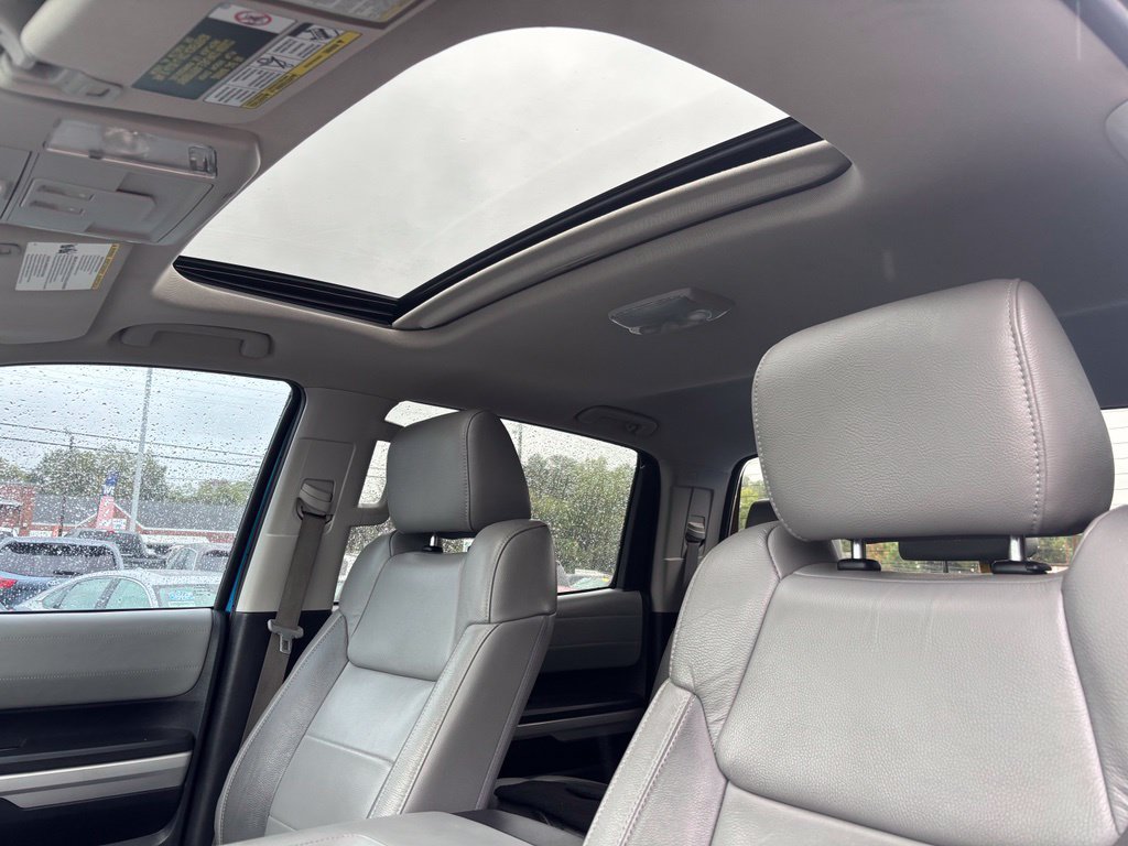 Used 2018 Toyota Tundra Limited w/ Limited Premium Package AWD/4WD image 40