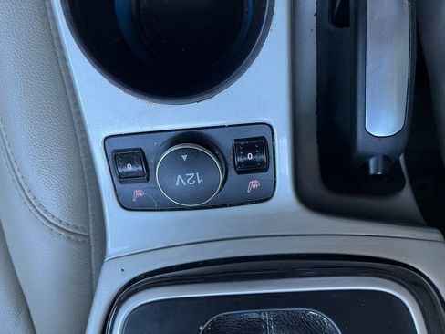 Used 2015 Ford C-MAX Energi SEL image 35