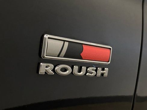 Used 2018 Ford Mustang GT Premium w/ Equipment Group 401A RWD image 8