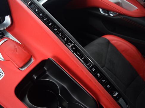 Used 2024 Chevrolet Corvette Stingray Preferred Conv w/ Z51 Performance Package image 12