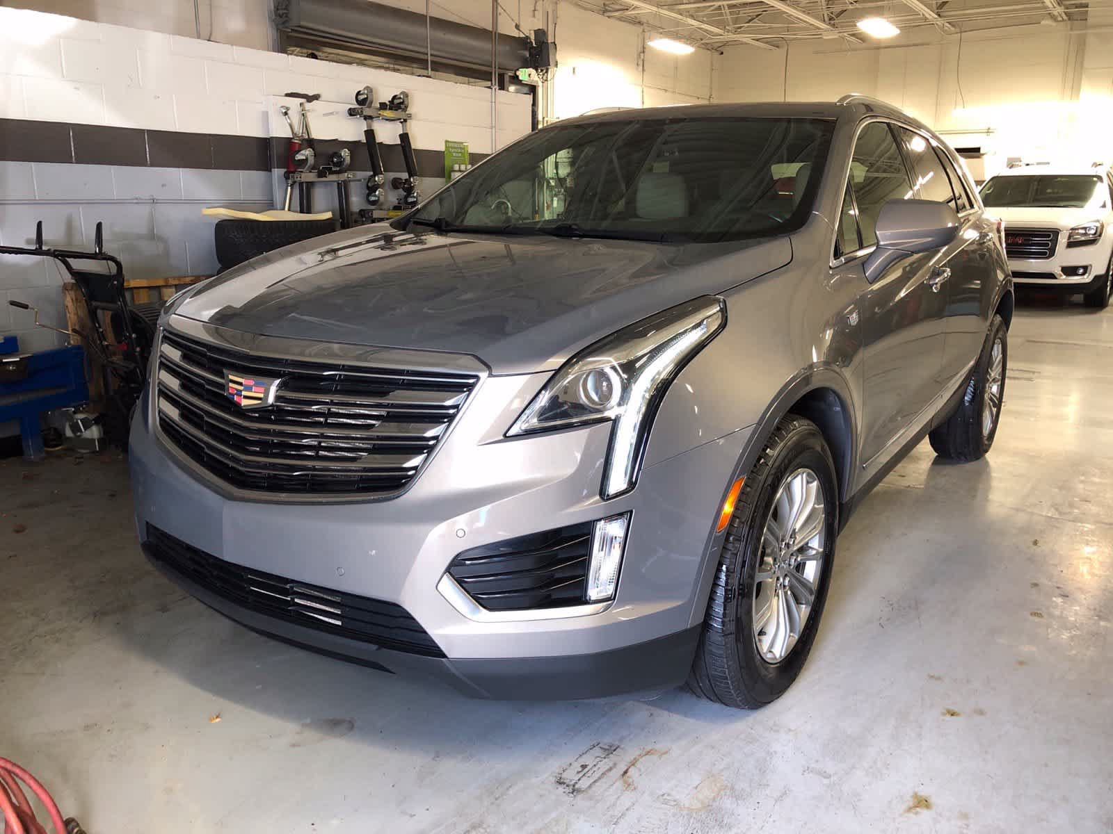 Used 2018 Cadillac XT5 Luxury AWD/4WD image 1