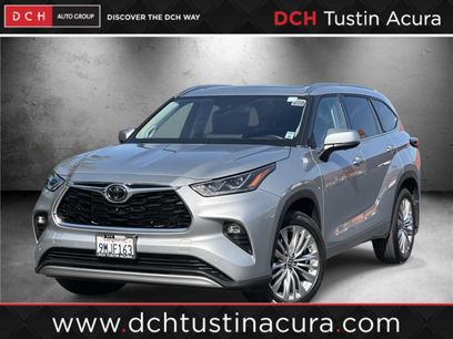 Used 2024 Toyota Highlander Platinum