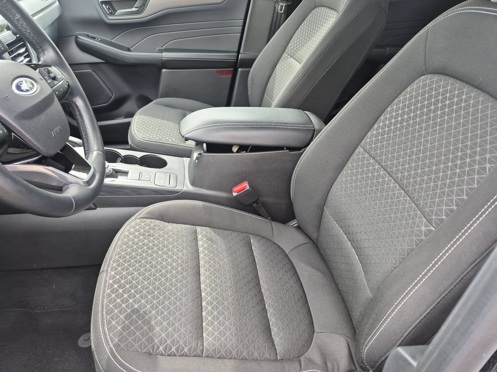Used 2024 Ford Escape Active AWD/4WD image 16
