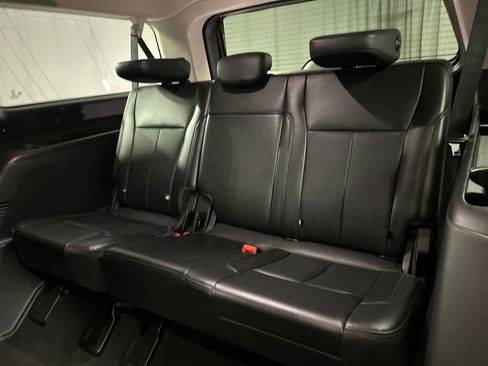 Used 2024 Ford Expedition Max XLT image 24