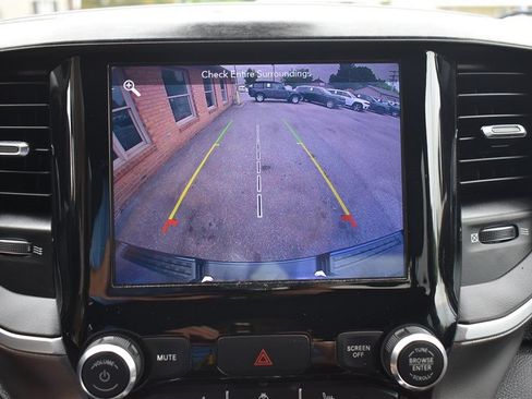 Used 2019 RAM 1500 Big Horn AWD/4WD image 20