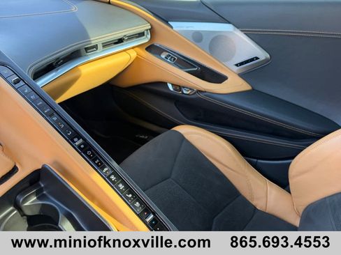 Used 2021 Chevrolet Corvette Stingray Premium Conv w/ Z51 Performance Package RWD image 13