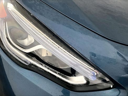 Used 2021 Mercedes-Benz GLA 250 4MATIC image 25