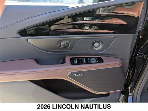 New 2026 Lincoln Nautilus Reserve w/ Jet Appearance Package image 7