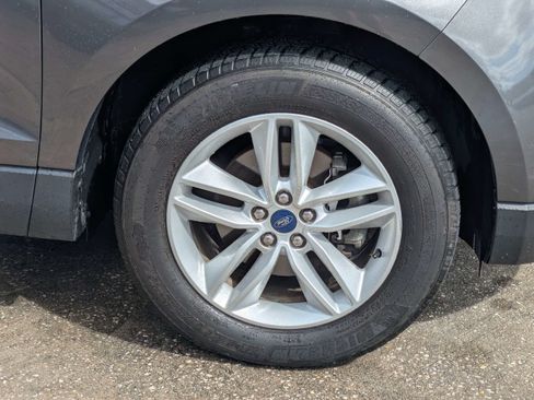 Used 2018 Ford Edge SEL w/ Equipment Group 201A FWD image 11
