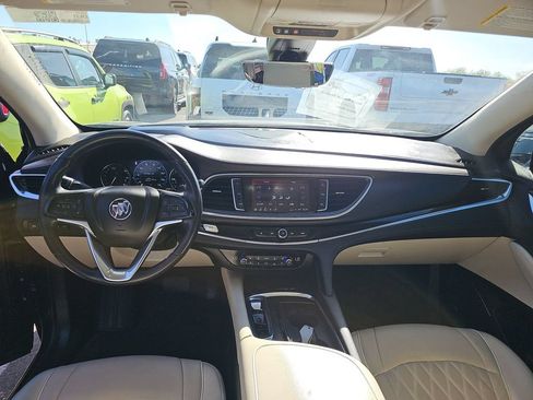 Used 2023 Buick Enclave Avenir w/ Avenir Technology Package AWD/4WD image 10