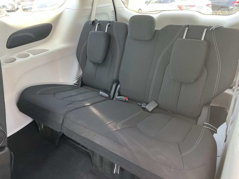 Used 2023 Chrysler Voyager LX FWD image 24