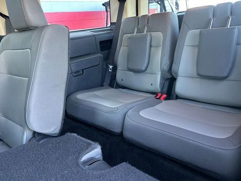 Used 2017 Ford Flex SEL w/ Equipment Group 202A FWD image 17