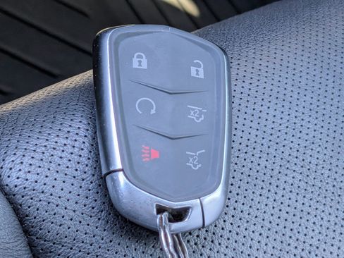 Used 2019 Cadillac Escalade 2WD image 35