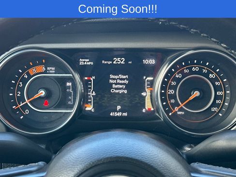 Used 2022 Jeep Gladiator Sport AWD/4WD image 25