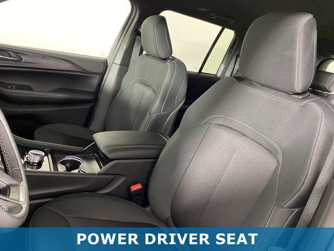 New 2025 Jeep Grand Cherokee Laredo w/ Luxury Tech Group I image 14