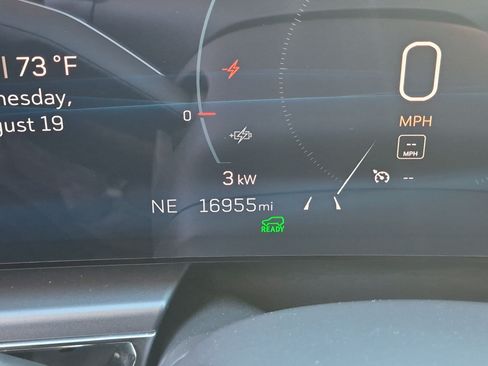 Used 2024 Cadillac Lyriq Tech RWD image 22